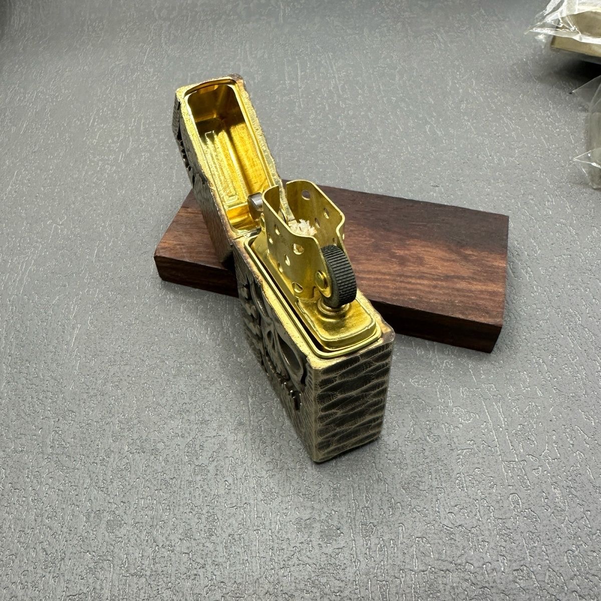 Vintage Collectible Lighters - Zorro 912S Zırhlı Pirinç Gazyağı Çakmağı,