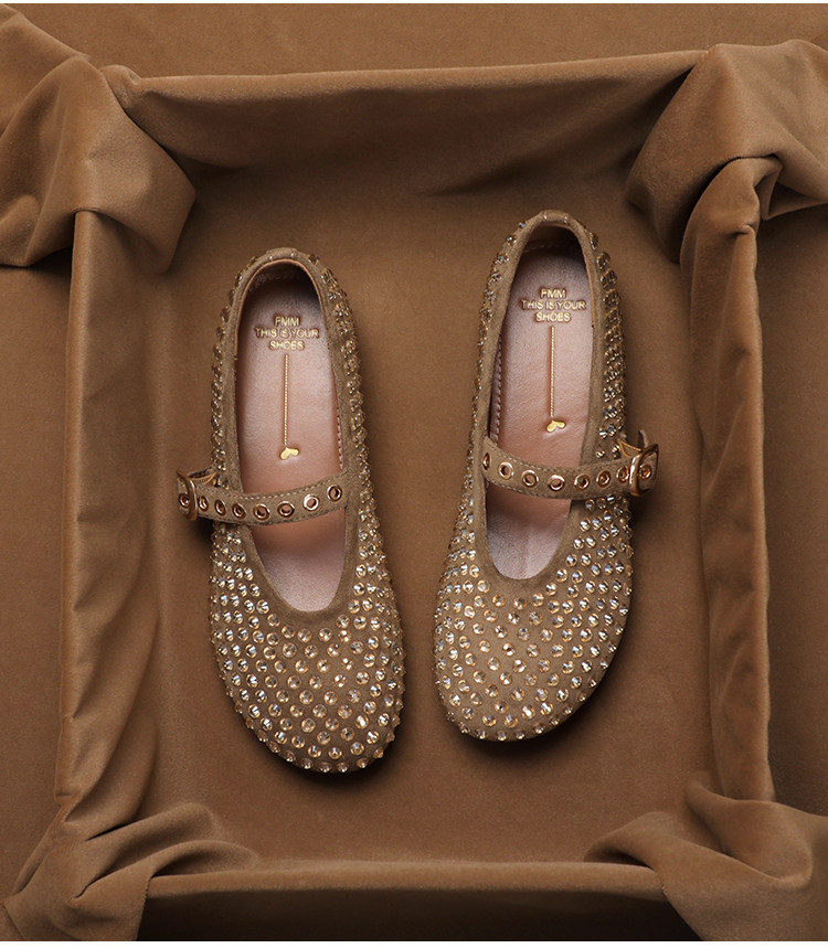 Vintage Collectible Shoes - SHOEBOX Kadınların yaz koleksiyonu için taşlı